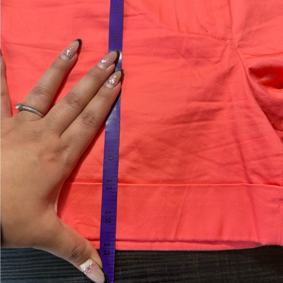 Express Women's Vibrant Coral Shorts Size 4 - Picture 5 of 7